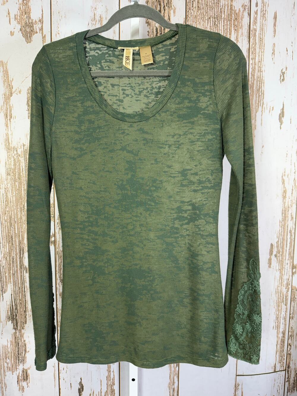 BKE, Fitted Burnout Long Sleeve with Lace Details. Size Medium. Good used cond!
